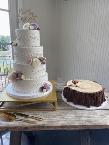 Groom's Cakes custom cake