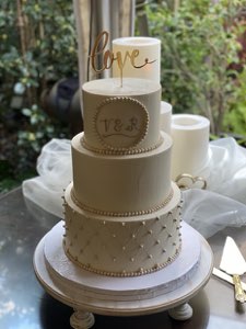 Weddings custom cake